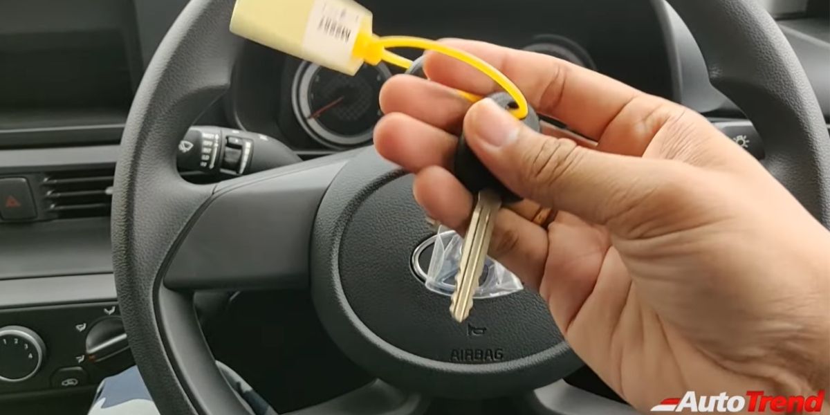 Basic key in Hyundai i20 Era variant